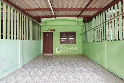 2-bed house for sale near MRT Yaek Pak Kret, photo 2 of 5