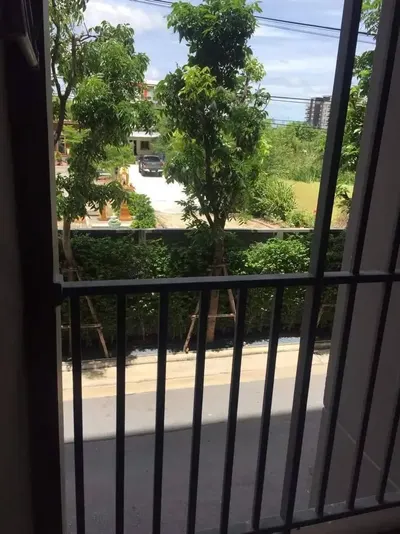 Dcondo Campus Resort Bangna的开间公寓出租，第2张，共5张