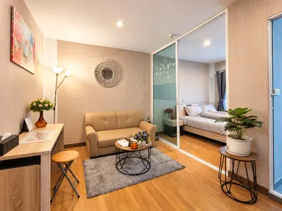 1-bed condo for sale near MRT Bang Son, photo 2 of 5