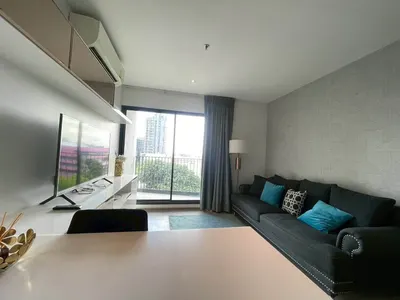 Condo 2 chambres à louer à Rhythm Ekkamai Estate, photo 4 sur 10