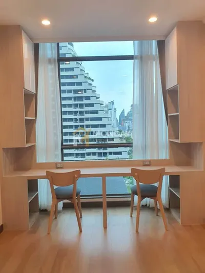 ให้เช่าคอนโด 2 ห้องนอน Supalai Oriental Sukhumvit 39 รูปที่ 1 จาก 5