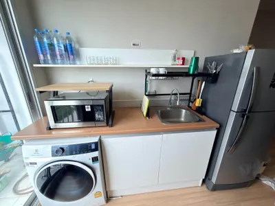 1-bed condo for rent at Hive Sathorn Condo, photo 3 of 5