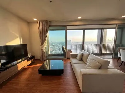 3-bed condo for rent at Ashton Morph 38, photo 3 of 5