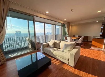 3-bed condo for rent at Ashton Morph 38, photo 4 of 5
