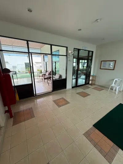 1-bed condo for rent near ARL Makkasan, photo 5 of 5