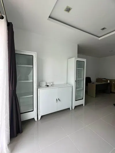 4-bed house for rent near MRT Lat Phrao, photo 3 of 5
