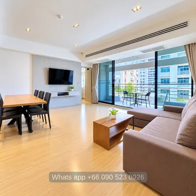 Condo 2 chambres à louer près de la station BTS Asok, photo 2 sur 5
