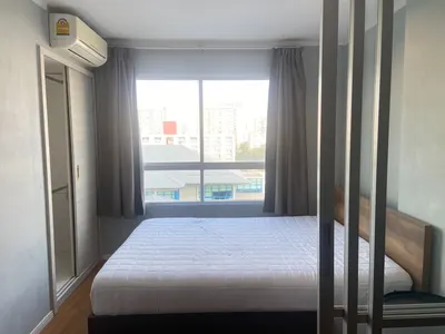 1-bed condo for rent near MRT Phra Ram 9, photo 3 of 5