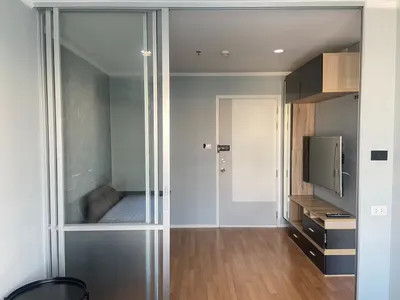 1-bed condo for rent near MRT Phra Ram 9, photo 5 of 5