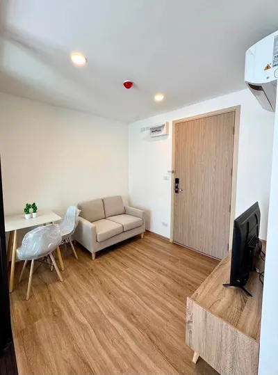 1-bed condo for rent near MRT Si Kritha, photo 5 of 5