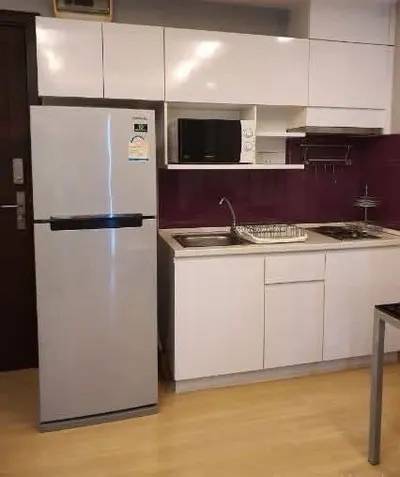 Condo for rent near BTS Thong Lo, photo 3 of 5