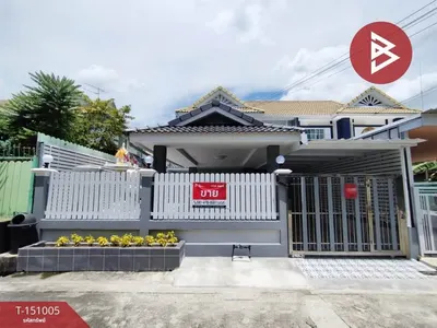 3-bed townhouse for sale near BTS Khu Khot, photo 1 of 5