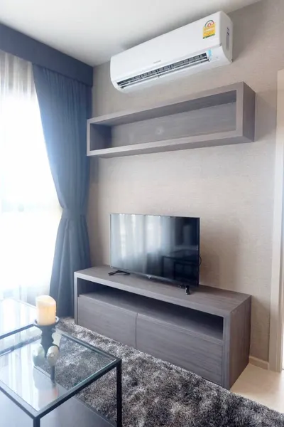 Condo 2 chambres à louer à Life Sukhumvit 48, photo 2 sur 6