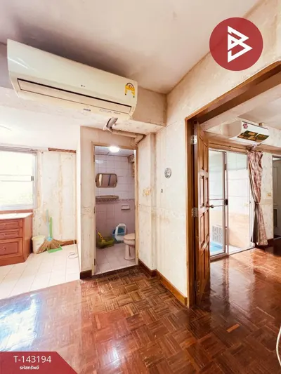 Condo 2 chambres à vendre près de la station MRT Chaeng Watthana 14, photo 2 sur 5