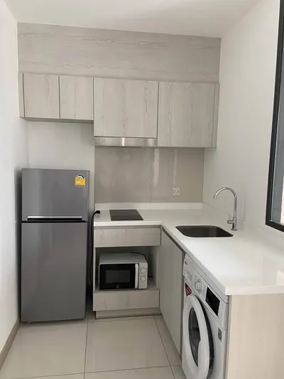 Studio condo for sale at Life One Wireless, photo 5 of 5