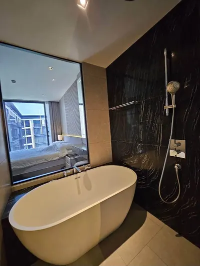 ให้เช่าคอนโด 2 ห้องนอน THE RESERVE 61 HIDEAWAY รูปที่ 1 จาก 5