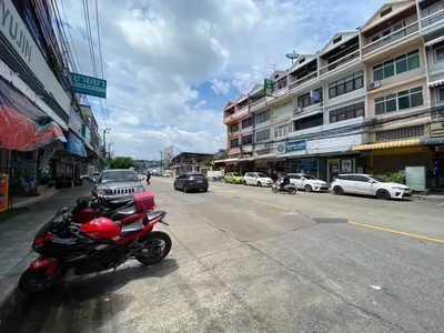 Terrain à vendre près de la station MRT Chaeng Watthana 14, photo 3 sur 3