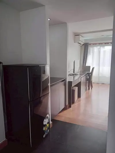 Studio condo for rent near MRT Sutthisan, photo 7 of 7