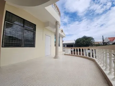 5-bed townhouse for rent near MRT Lat Phrao, photo 5 of 5