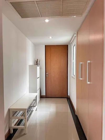 3-bed condo for rent near BTS Phra Khanong, photo 4 of 5