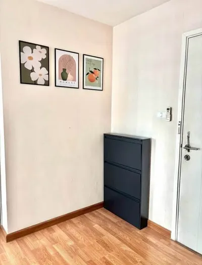 1-bed condo for rent at The Trust Condo Ngamwongwan, photo 1 of 5