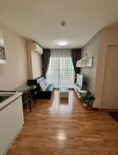 1-bed condo for rent at The Trust Condo Ngamwongwan, photo 4 of 5