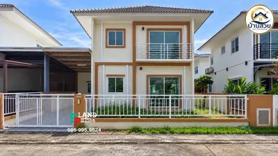 Maison de ville 3 chambres à vendre près de la station ARL Lat Krabang, photo 1 sur 5