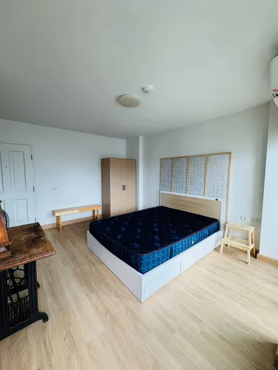 1-bed condo for rent near BTS On Nut, photo 4 of 5
