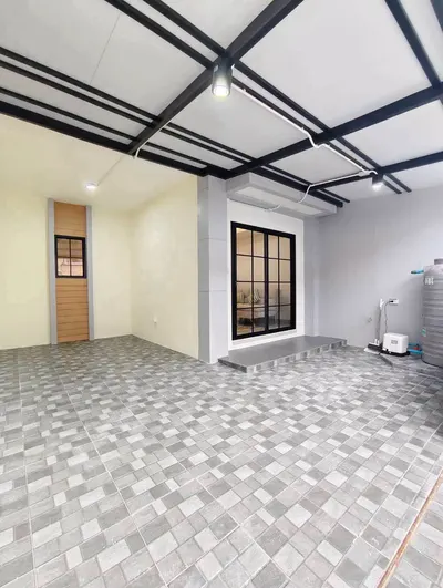 3-bed townhouse for sale near MRT Bang Rak Yai, photo 4 of 5
