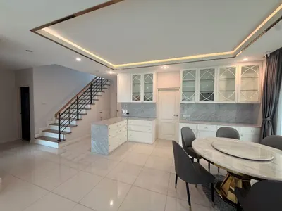 Centro Vibhavadiの4ベッドルーム一戸建て（賃貸）、写真3/5