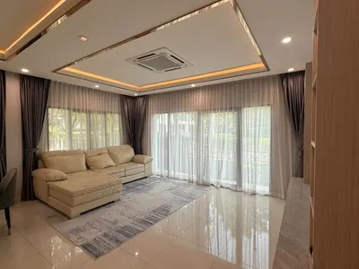 Centro Vibhavadiの4ベッドルーム一戸建て（賃貸）、写真2/5