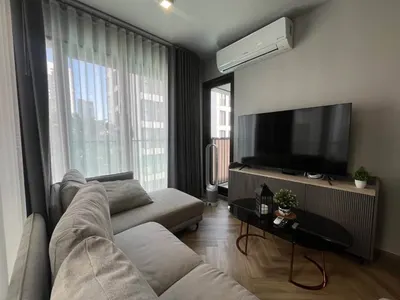 Condo 2 chambres à louer à Chapter Thonglor 25, photo 1 sur 5