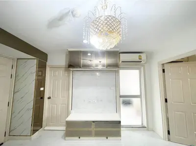 Condo 1 chambre à louer près de la station MRT Yaek Lam Sali, photo 2 sur 5