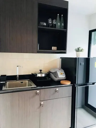Condo 1 chambre à louer près de la station MRT Yaek Lam Sali, photo 4 sur 5