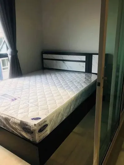 Condo 1 chambre à louer près de la station MRT Yaek Lam Sali, photo 1 sur 5