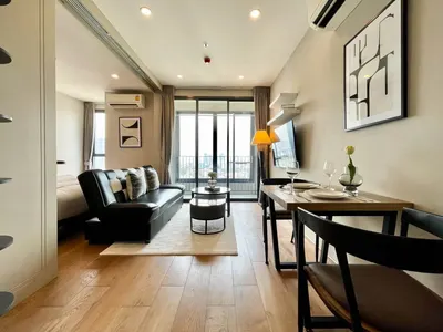 Condo 1 chambre à louer près de la station BTS Chit Lom, photo 2 sur 5