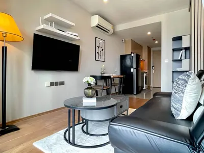 Condo 1 chambre à louer près de la station BTS Chit Lom, photo 3 sur 5