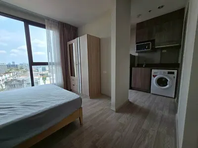 Studio condo for sale at Ideo Mobi Sukhumvit Eastpoint, photo 1 of 5