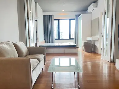 1-bed condo for rent near BTS On Nut, photo 4 of 5