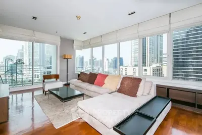 Condo 3 chambres à louer près de la station BTS Phrom Phong, photo 1 sur 5