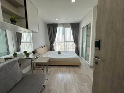Condo à louer à Ideo Mobi Sukhumvit, photo 2 sur 5
