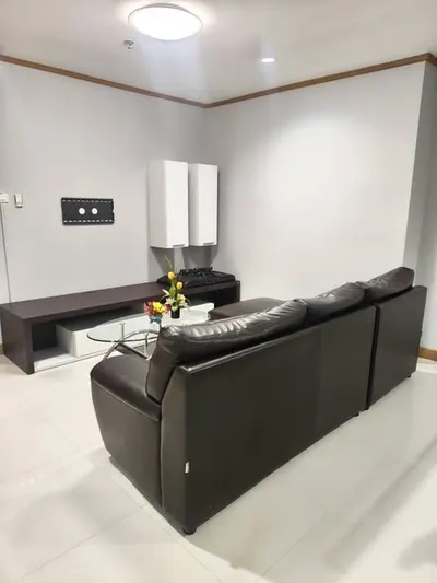 Condo 1 chambre à louer près de la station MRT Sukhumvit, photo 2 sur 5