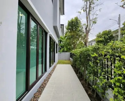 4-bed house for sale at The City Ramintra-Wongwaen 2, photo 5 of 5