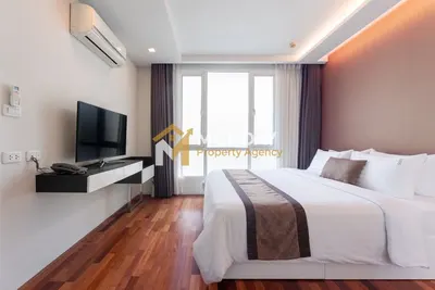 1-bed condo for rent at 15 Sukhumvit Residences, photo 1 of 5