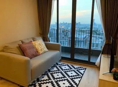 2-bed condo for rent near BTS Bang Na, photo 3 of 5