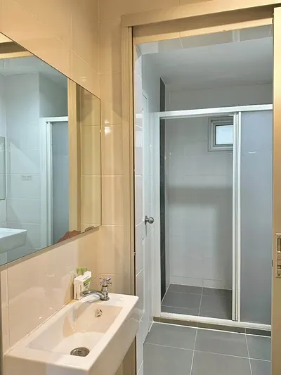 2-bed condo for rent near BTS Phra Khanong, photo 4 of 5