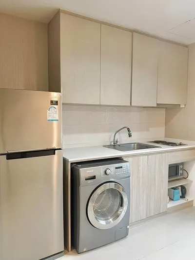 2-bed condo for rent near BTS Phra Khanong, photo 5 of 5