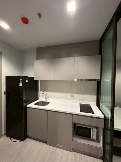 Studio condo for rent at LIFE Asoke - Rama 9, photo 4 of 5