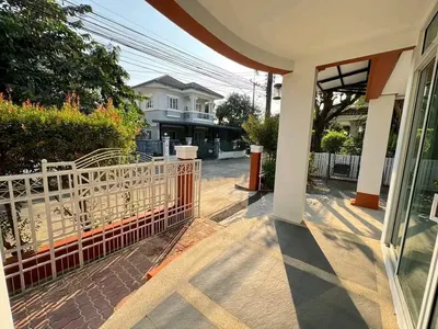 3-bed house for rent in Bangkok, photo 2 of 5