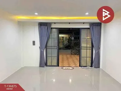 Maison de ville 2 chambres à vendre près de la station MRT Lak Song, photo 4 sur 5